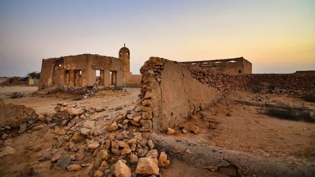 North Qatar Tour: Al Zubarah Fort, Mangroves & Al Khor in Doha — experience image 9 of 10