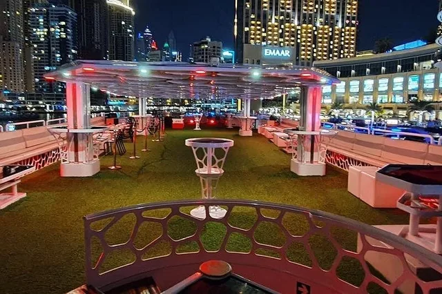 Lotus Mega Yacht Dinner Cruise Dubai: Buffet & VIP Options in Dubai — experience image 3 of 10
