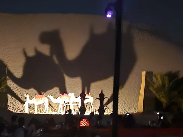 Abu Dhabi Evening Desert Safari with BBQ Dinner & Shows in Abu Dhabi — experience image 9 of 19