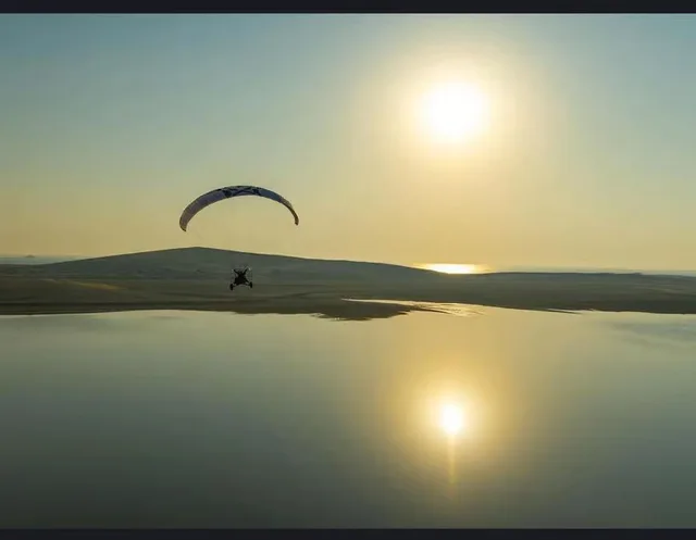 Sealine Paratrike Flight from Doha: 20–40 Minute Options in Doha — experience image 5 of 7