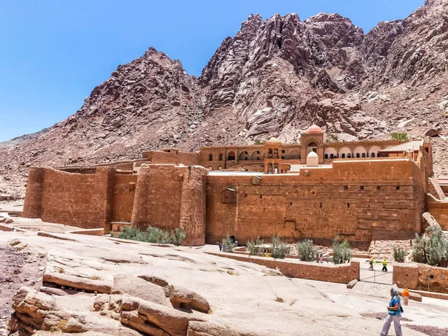 Mount Sinai Sunrise Trek & Monastery from Sharm in Sharm El Sheikh — experience image 5 of 10