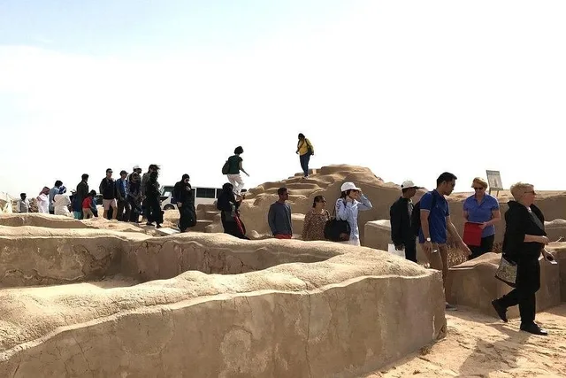 North Qatar Tour: Al Zubarah Fort, Mangroves & Al Khor in Doha — experience image 10 of 10