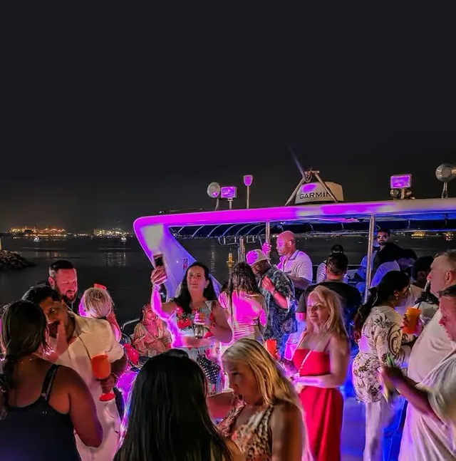 Dubai Marina Yacht Party: Four Hours, BBQ, Open Bar & Live DJ in Dubai — experience image 17 of 21