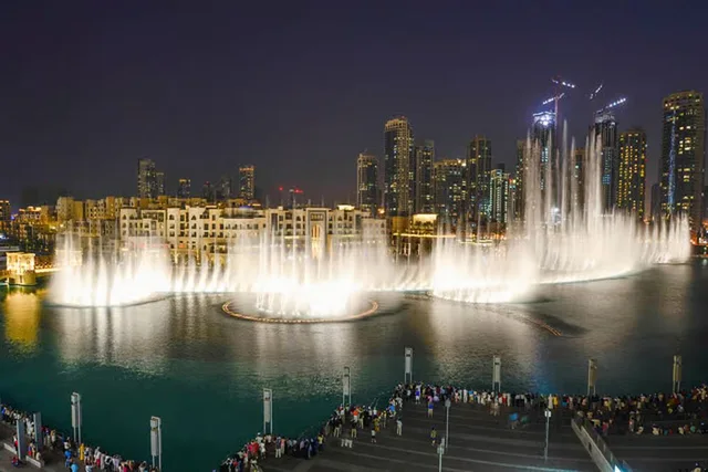 Dubai Night City Tour with Marina Views & Dubai Fountain Stop in Dubai — experience image 2 of 13