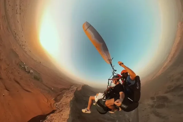 Sharjah Tandem Paragliding Experience with a Pilot in Sharjah — experience image 3 of 9