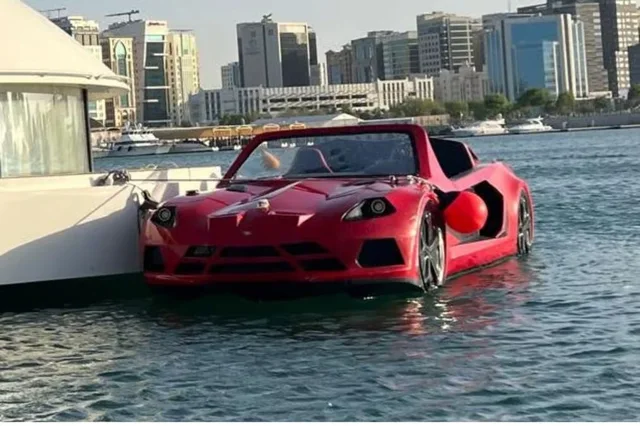 Doha Jet Car Water Adventure: Session & Transfer Options in Doha — experience image 5 of 5
