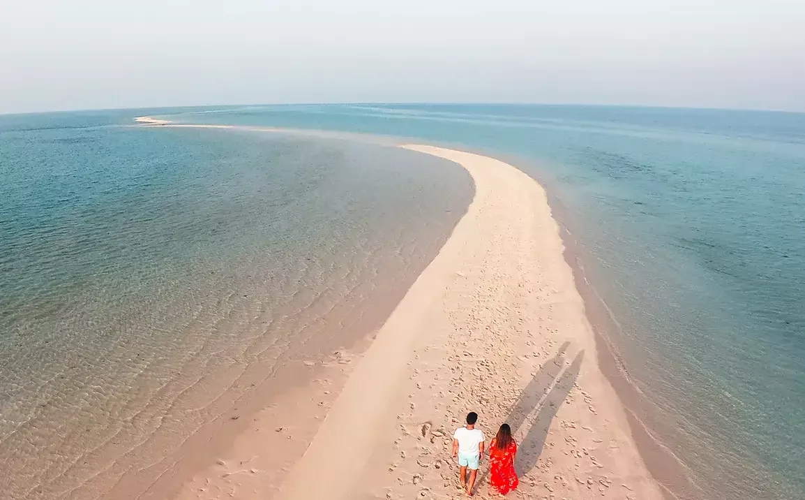 Jarada Island Private Boat Trip from Bahrain: 3 or 6 Hours experience in Manama