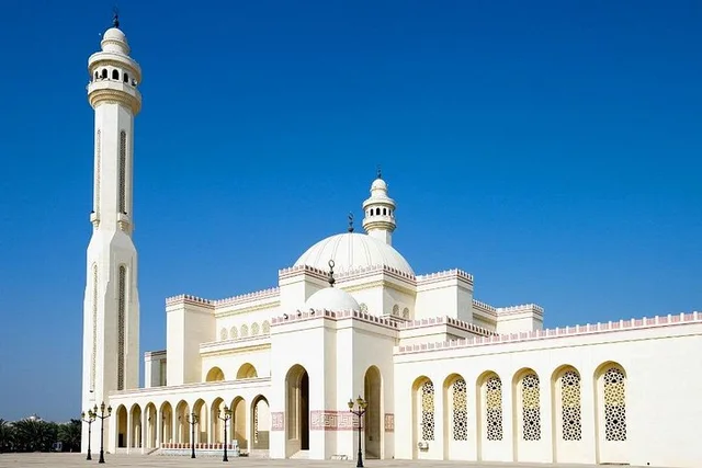 Bahrain City & Desert Highlights Tour from Manama: 4 Hours in Manama — experience image 12 of 22